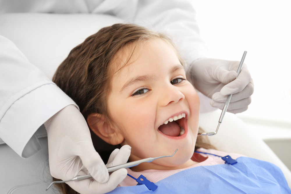 Ülkemizde 5 yaş altı çocukların yüzde 80’inin ağzında çürük diş olduğunu biliyor muydunuz? Peki okul çağındaki çocuklarda bu oranın yüzde 90’ı bulduğunu?