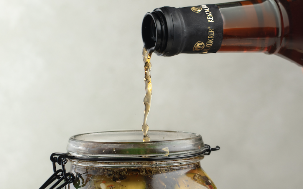 Sirke ile turşu ve reçelleri daha uzun saklayın!