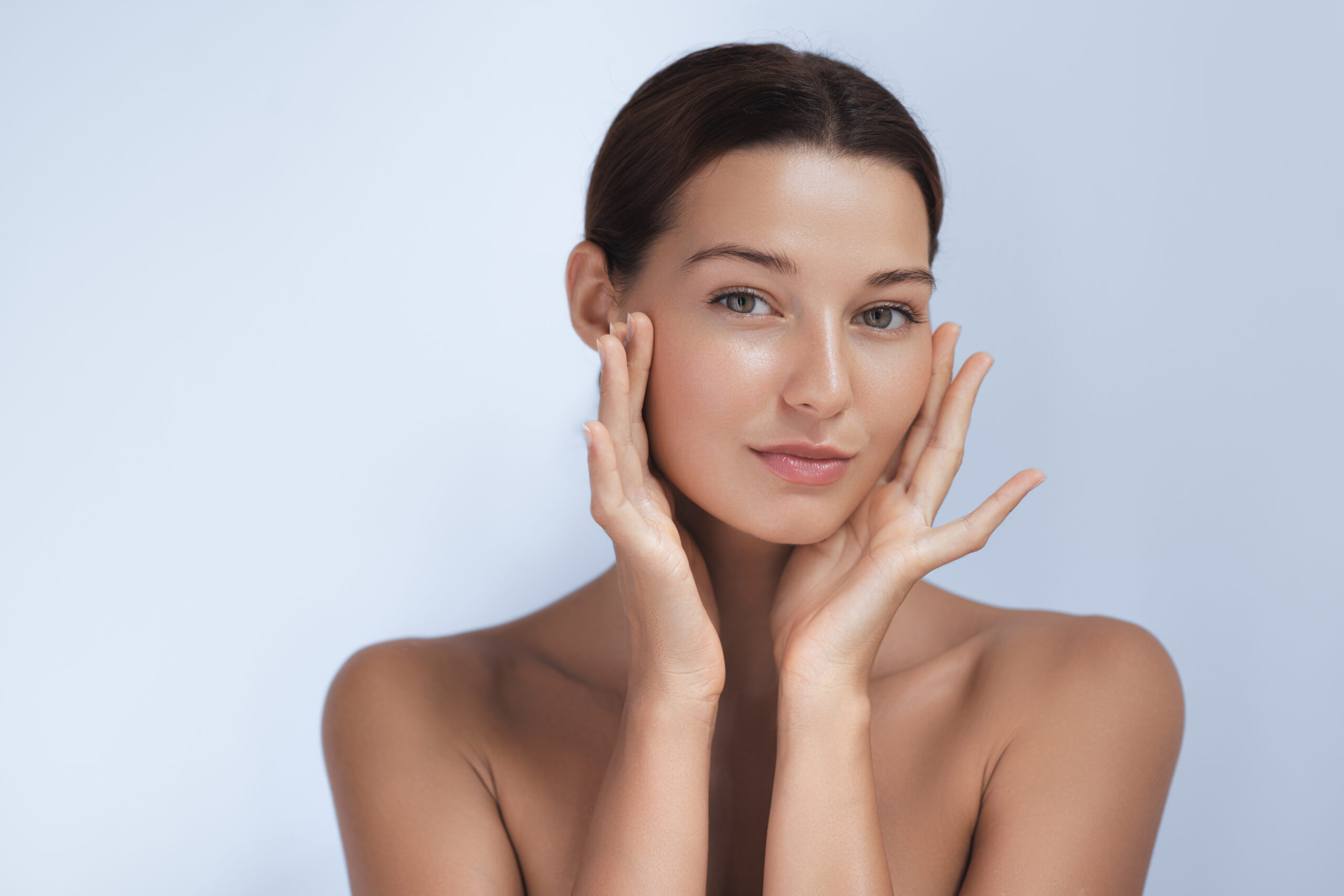 Gençlik Aşısı ile Işıltılı Bir Cilt Mümkün Mü?